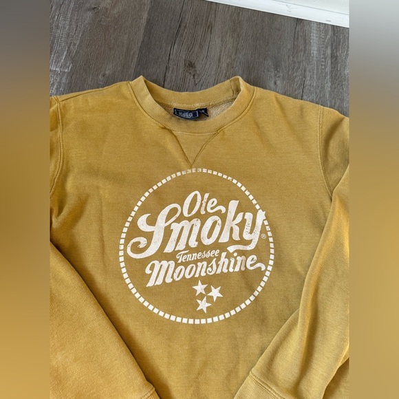 Ole Smoky Tennessee Moonshine Sweatshirt Crewneck Yellow Tan Smoky Mts Size S M - Picture 6 of 10
